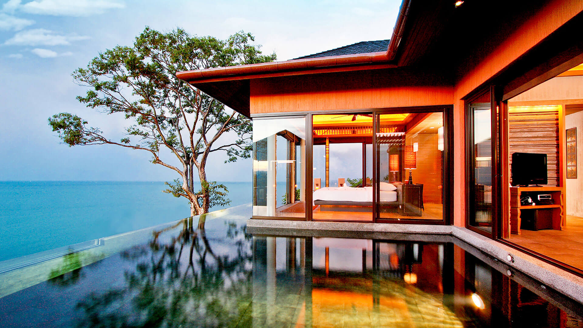 Live like a bird in Thailand’s most magical rainforest retreat.